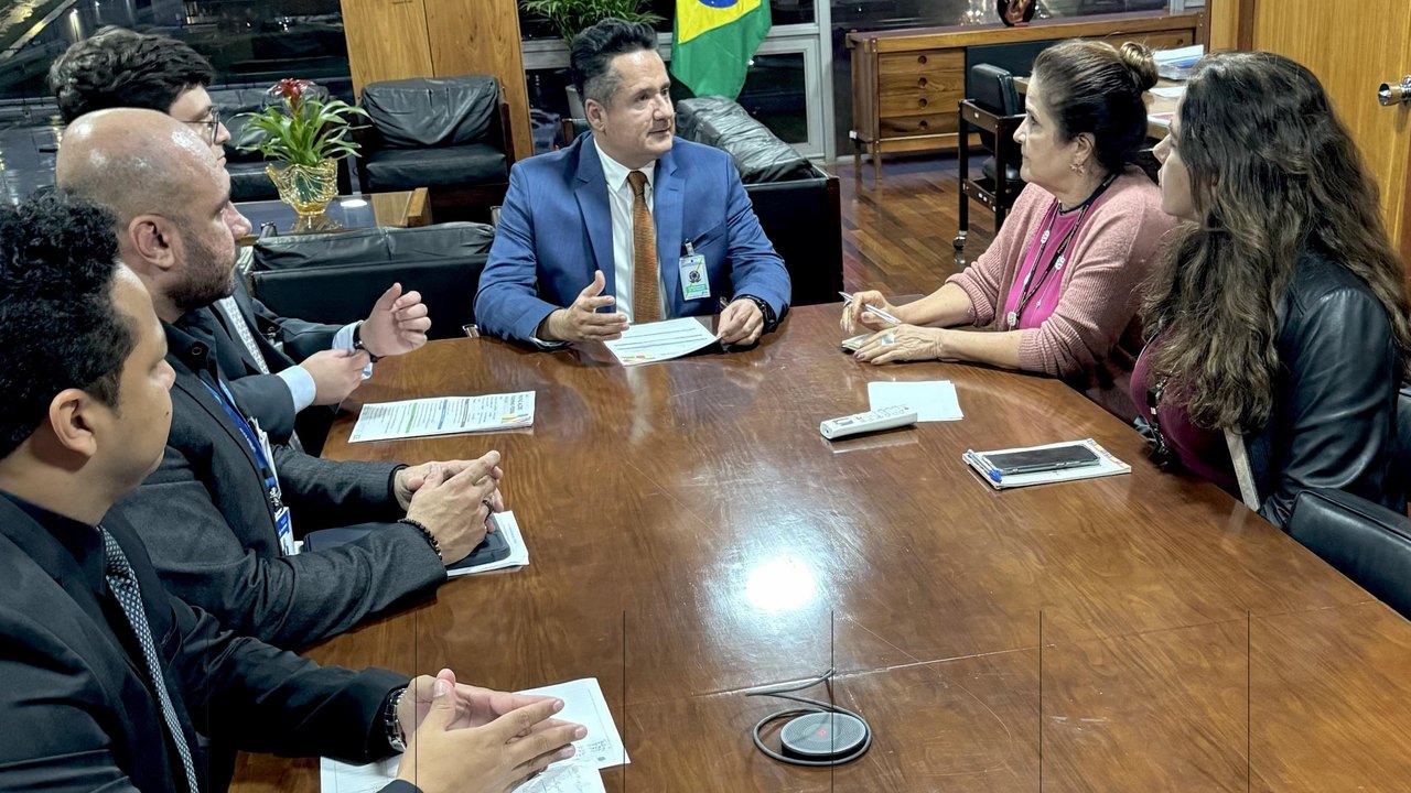 Secretários de Estado participam de reunião no Palácio do Planalto, em Brasília