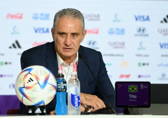 Tite é assaltado e ainda leva bronca por derrota na Copa