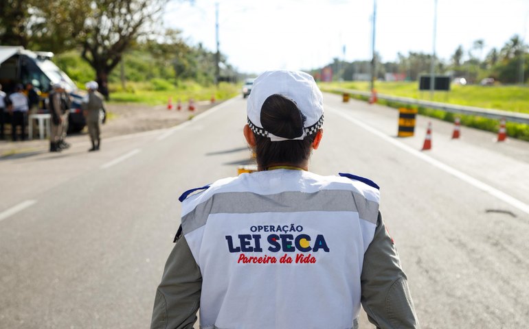 Detran reforça Operação Lei Seca para festas de fim de ano