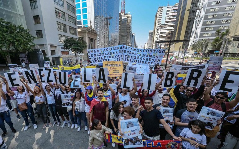 Venezuela: 8 países da América Latina pedem transparência na apuração e respeito aos resultados