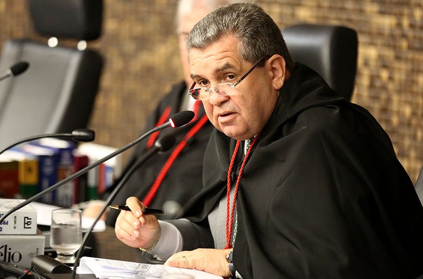 Presidente do TJ/AL recebe título de cidadão de Santana do Ipanema