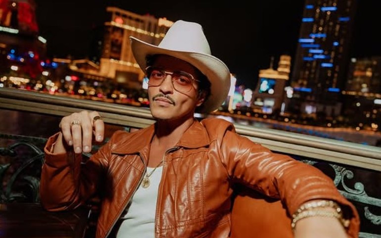 Bruno Mars anuncia nova música para sexta-feira e prepara álbum inédito após uma década