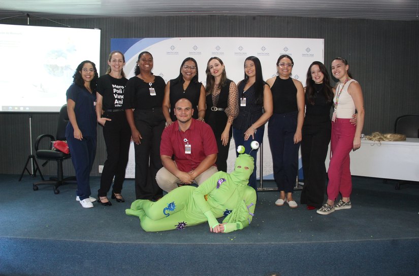 Santa Casa de Maceió promove teatro com foco na higiene das mãos e uso consciente de antibióticos
