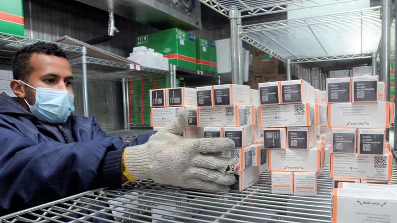 Mais 30.900 doses da vacina Pfizer pediátrica chegam a Alagoas
