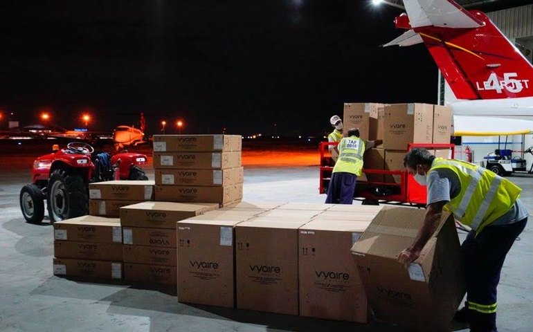 Após ofensiva da procuradoria e da promotoria, Ceará recebe 20 respiradores