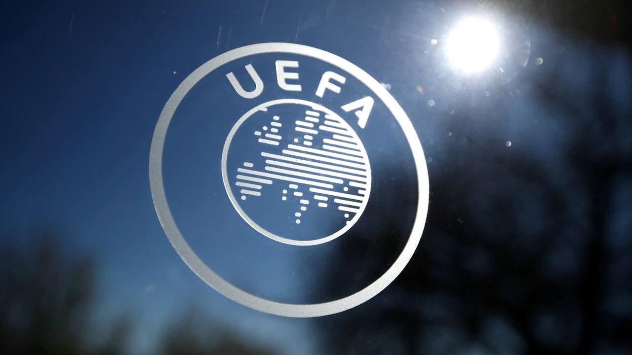 Uefa terá minuto de silêncio antes de jogos desta terça em homenagem às vítimas de ataque em Bruxelas