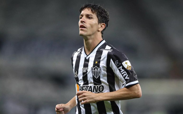 Nacho descarta problemas com Cuca e Hulk no Atlético-MG: ‘É totalmente falso’