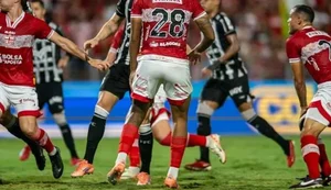 CRB domina Figueirense, carimba vaga na 5ª fase e fatura R$ 2 milhões