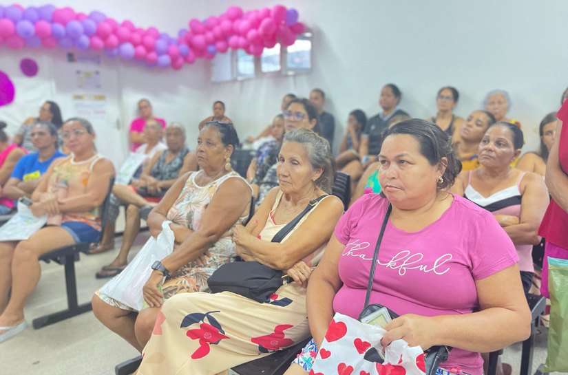 Corujão da Unidade de Referência em Saúde Roland Simon realiza ação do Março Lilás