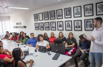 Junta Comercial abre as portas para visita técnica de alunos da Uninassau