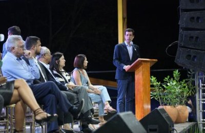 Hugo Wanderley participa de cerimônia de abertura do Congresso Estadual do Cosems