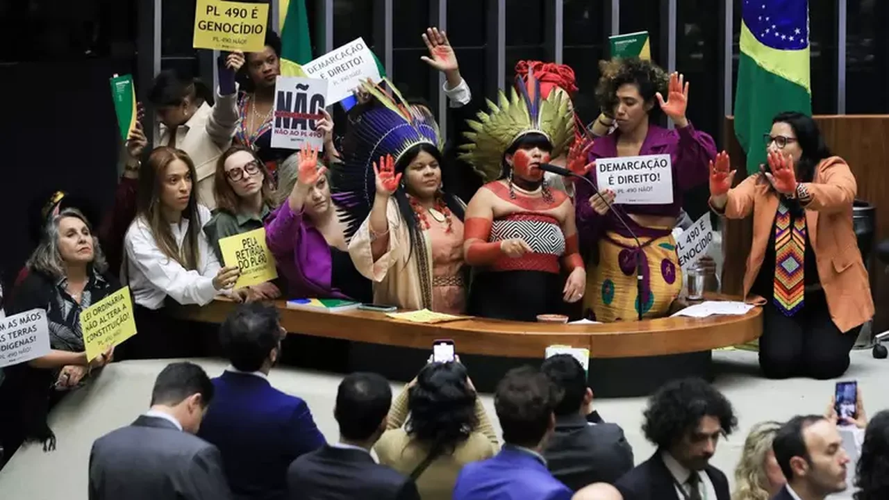 Oposição e ruralistas comemoram Marco Temporal, e governistas apostam no Senado e STF