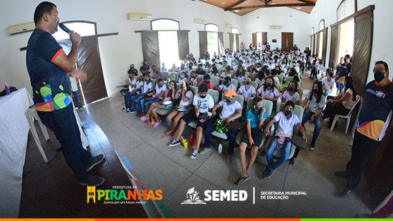 Secretaria de Educação de Piranhas promove aulões de preparação para a prova SAEB