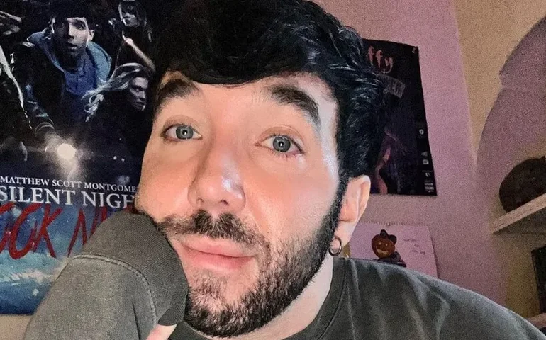 Ex-ator da Disney conta que fez terapia de conversão com choque para deixar de ser gay