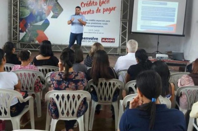 Anadia: produtores rurais e microempreendedores conhecem linha de crédito da Desenvolve
