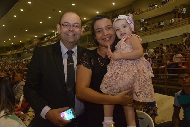 Diáconos e presbíteros consagrados em 2015