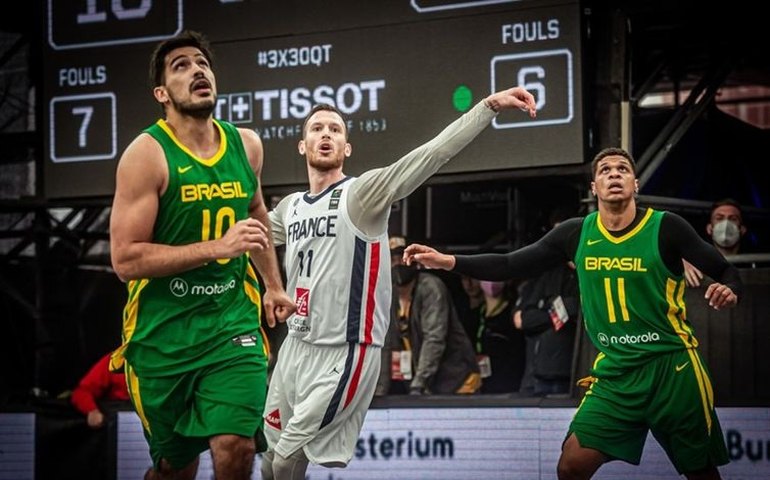 Brasil vence França e perde para Porto Rico em estreia no Mundial de basquete 3×3