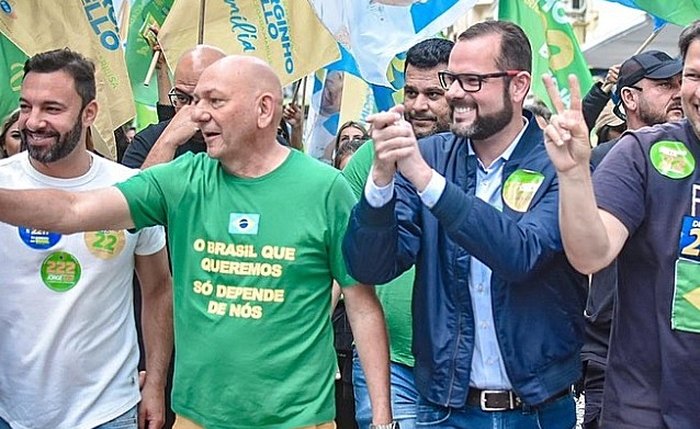 Hang foi figurinha carimbada ao lado de Seif durante a campanha