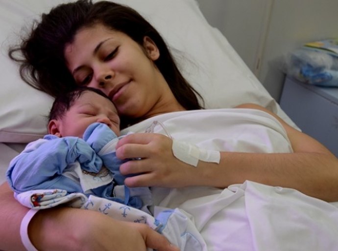 Secretária de Saúde discute melhorias para a Rede Cegonha