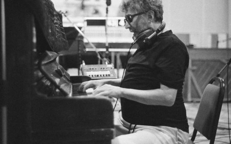 Fito Páez cancela shows após sofrer acidente doméstico