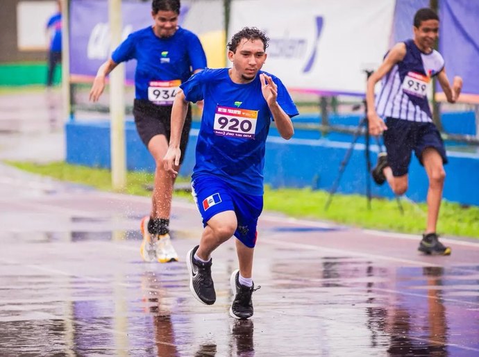 Jovem revelação do atletismo é destaque do Meeting Paralímpico Alagoas com duas medalhas de ouro