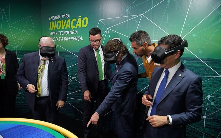 Exposição sobre os 70 anos da Petrobras fica no Salão Negro até 29 de outubro