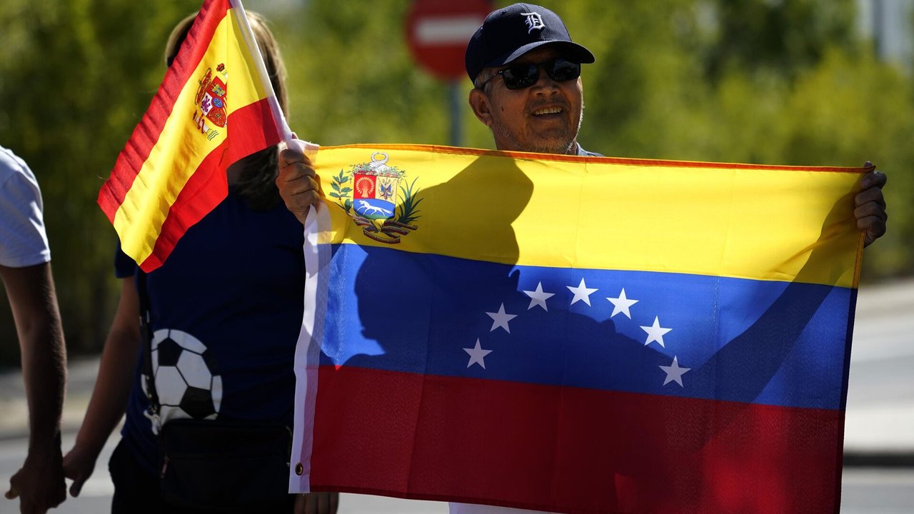 Governo venezuelano liberta 103 detidos em protestos pós-eleitorais