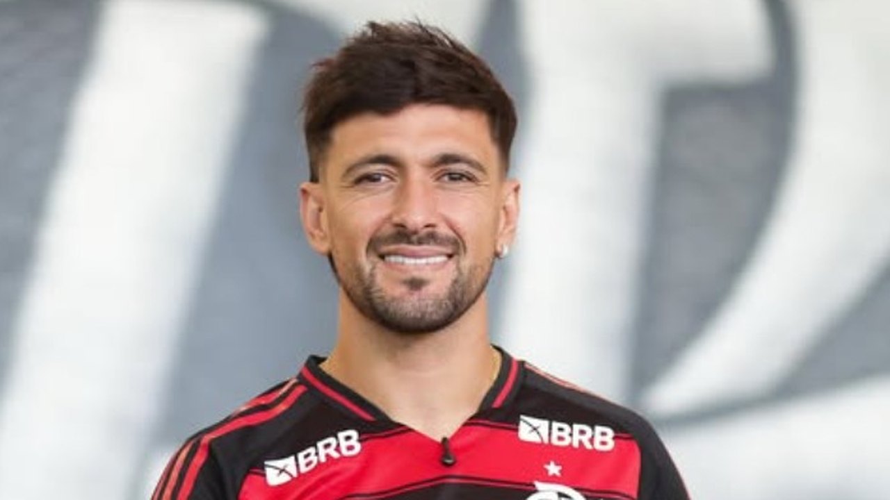 Arrascaeta recebe alta após cirurgia e inicia nova etapa de recuperação antes da Copa