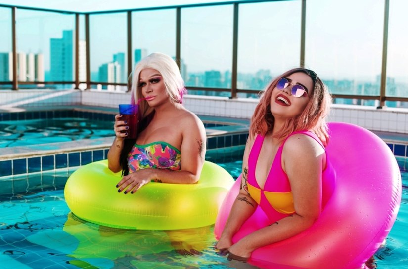 A arte drag queen de Tatianna pela primeira vez em Maceió no dia 28