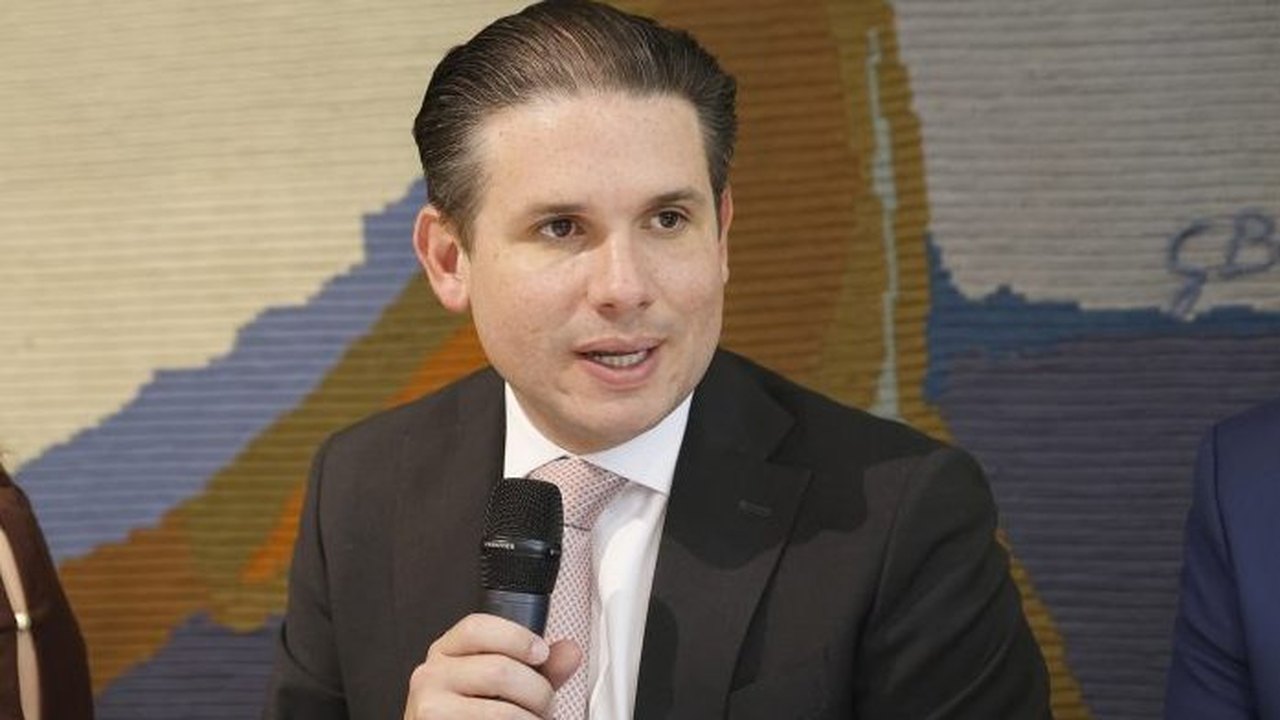 Planalto nega acordo em reajuste para o Legislativo, mas Motta afirma aval do líder do governo