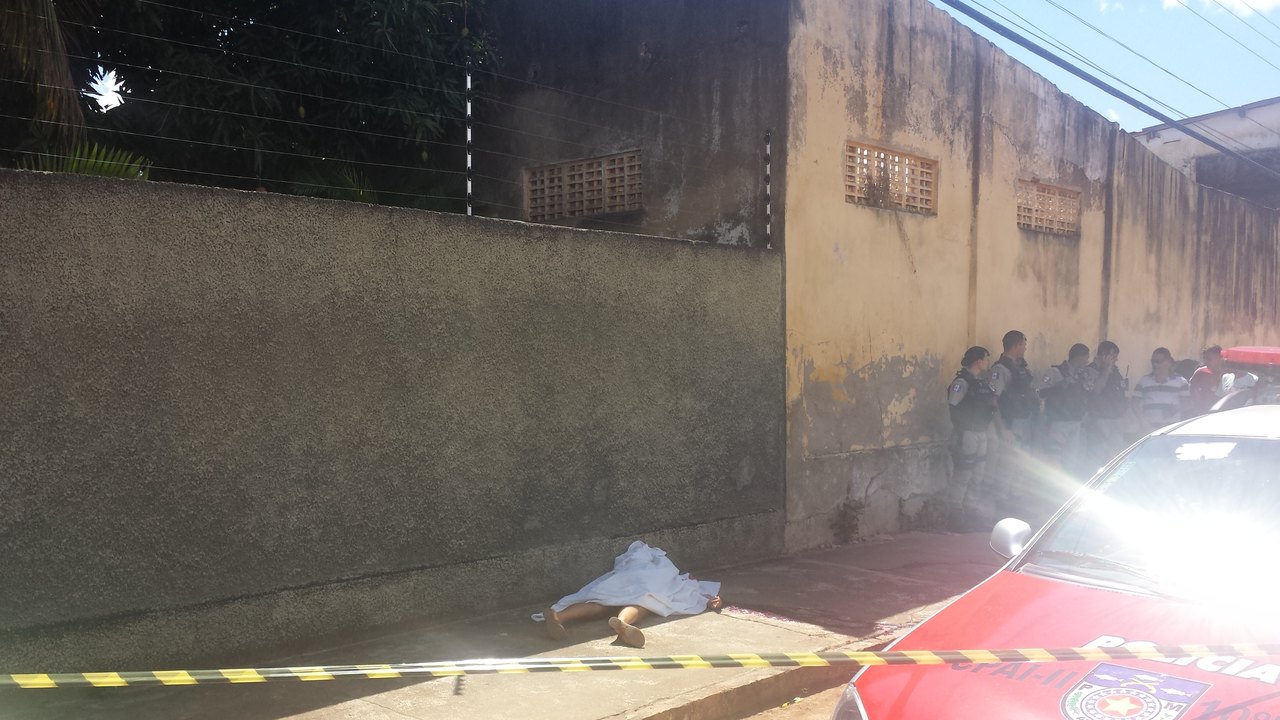 Jovem é assassinada em plena luz do dia em Palmeira dos Índios