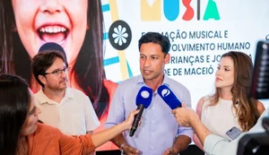 Projeto musical lançado pelo prefeito Rodrigo Cunha e pela primeira-dama Millane Hora atenderá alunos da rede municipal - Foto: Victor Vercant/Secom Maceió