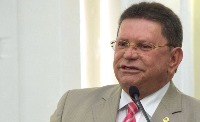 Corpo do ex-deputado Cícero Ferro será cremado em Recife