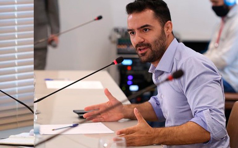 Juíza rejeita pedido de indenização feito por Arthur do Val contra Boulos por fala sobre mulheres ucranianas