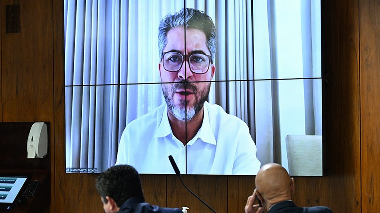 CCJ arquiva projeto que altera composição dos conselhos de enfermagem