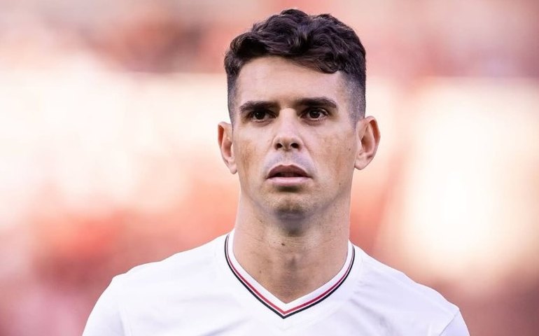 Oscar sofre lesão na panturrilha e volta a ser desfalque no São Paulo