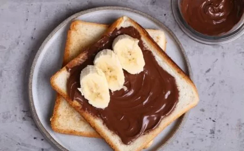 Creme de avelã: descubra os riscos de comer o alimento em excesso