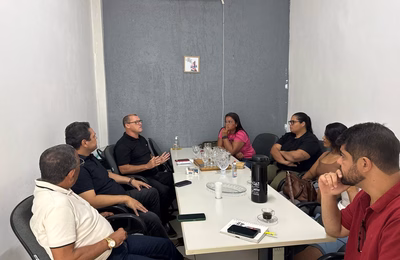 Prefeitura de Penedo orienta população a comprar pescado regularizado na feira livre durante a Semana Santa