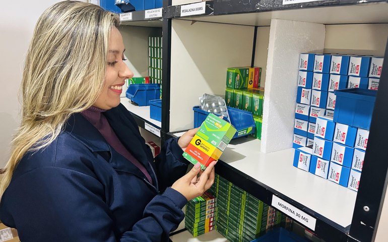 Farmacêutica da Sesau esclarece a diferença do medicamento original, genérico e similar