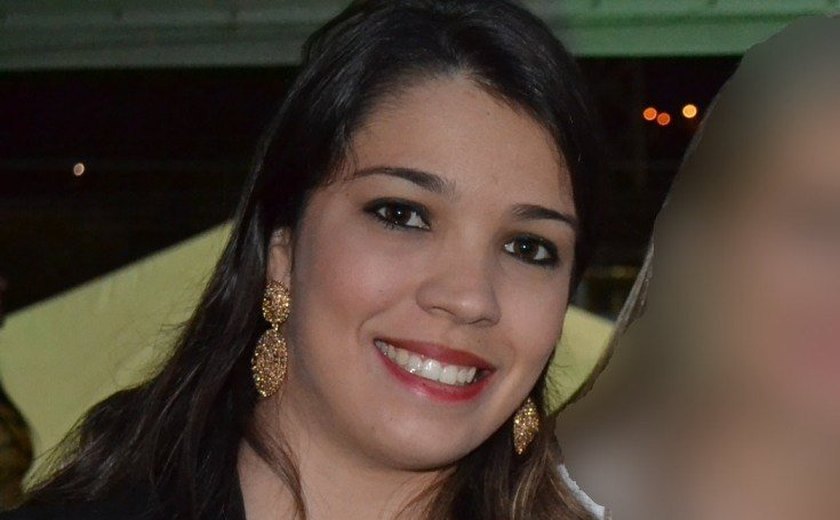 Corpo da nutricionista Renata está sendo velado em São Miguel dos Campos