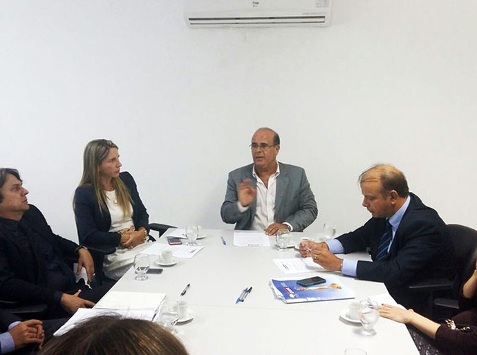 Diretoria da Esmal discute planejamento de atividades para 2016