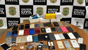Mais de trinta celulares furtados são apreendidos dentro de loja no Mercado Central de Aracaju