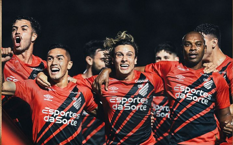 Athletico-PR volta a vencer o Red Bull Bragantino e avança na Copa do Brasil