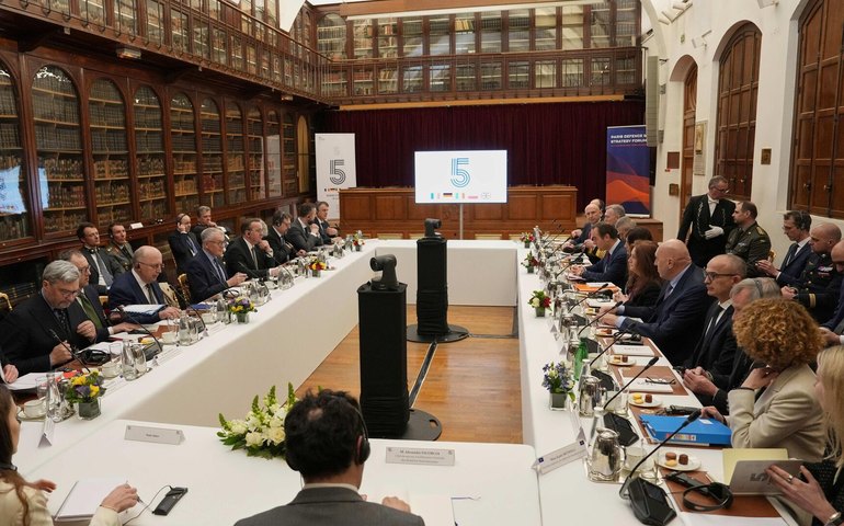 Europa declara apoio à Ucrânia, mas não pretende enviar tropas para o terreno, diz mídia