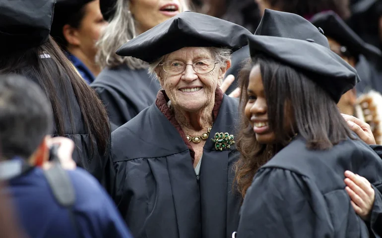 Por que os adultos que buscam crescimento na carreira ou interesses pessoais são a 'nova maioria' dos estudantes?