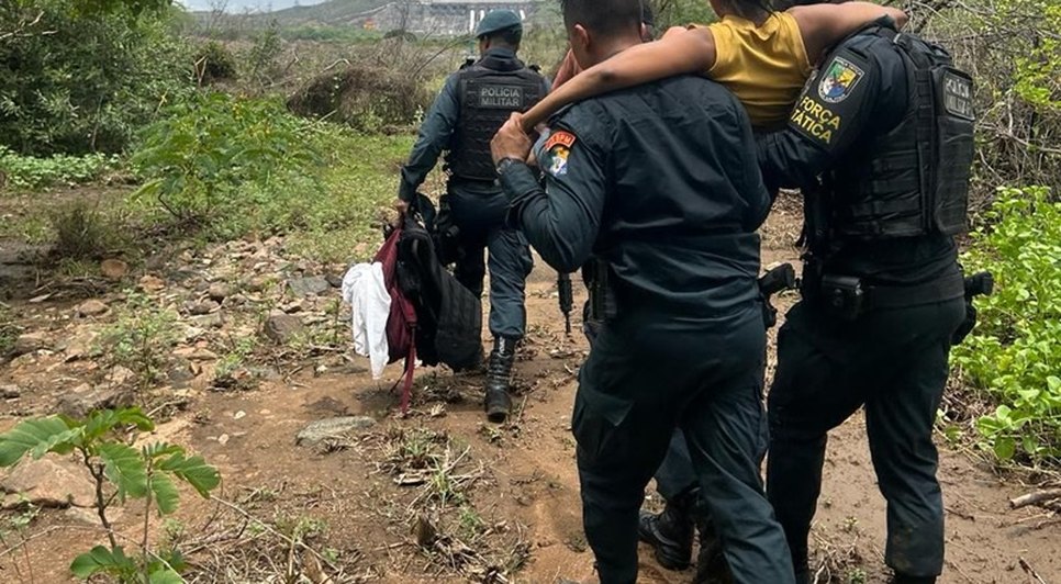 Após desaparecer por 15 dias, mulher vítima de suposto sequestro é encontrada insconciente em Canindé de São Francisco
