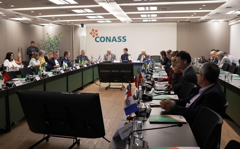 Sesau participa da última reunião de 2024 do Conselho Nacional de Secretários de Saúde, e destaca avanços