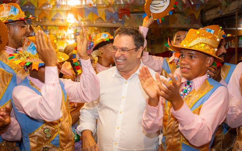 Prefeito Luciano destaca participação popular na abertura dos arraiás comunitários de Arapiraca