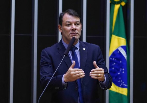 Projeto permite a cooperativa de crédito fazer empréstimo com fundos constitucionais