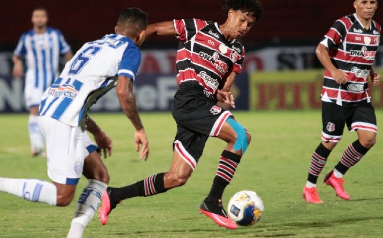 Ministério Público ajuíza ação e Justiça determina torcida única para jogo entre CSA e Santa Cruz